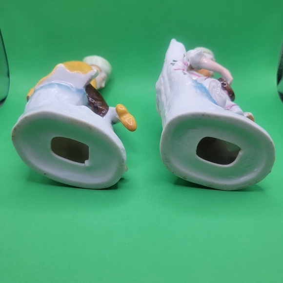 Colonial Style Vintage Porcelain Figurines - Picture 4 of 8